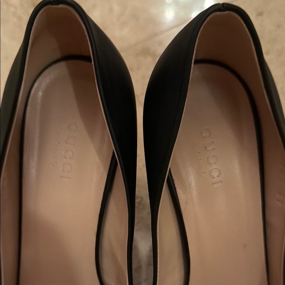 Gucci Black Leather Horsebit Pumps - Picture 2 of 5